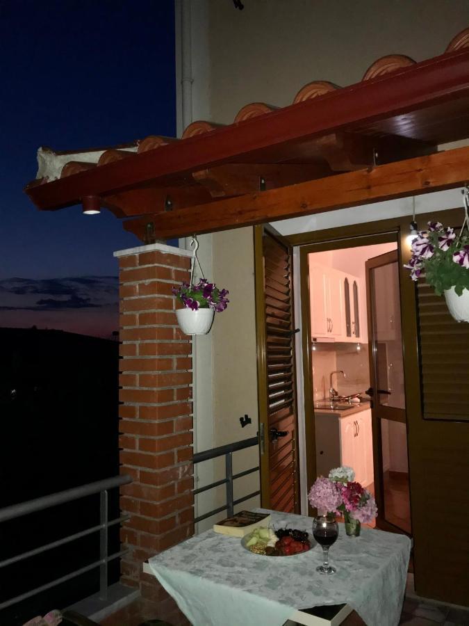 Vila Arlind Hotel วญอเรอ ภายนอก รูปภาพ