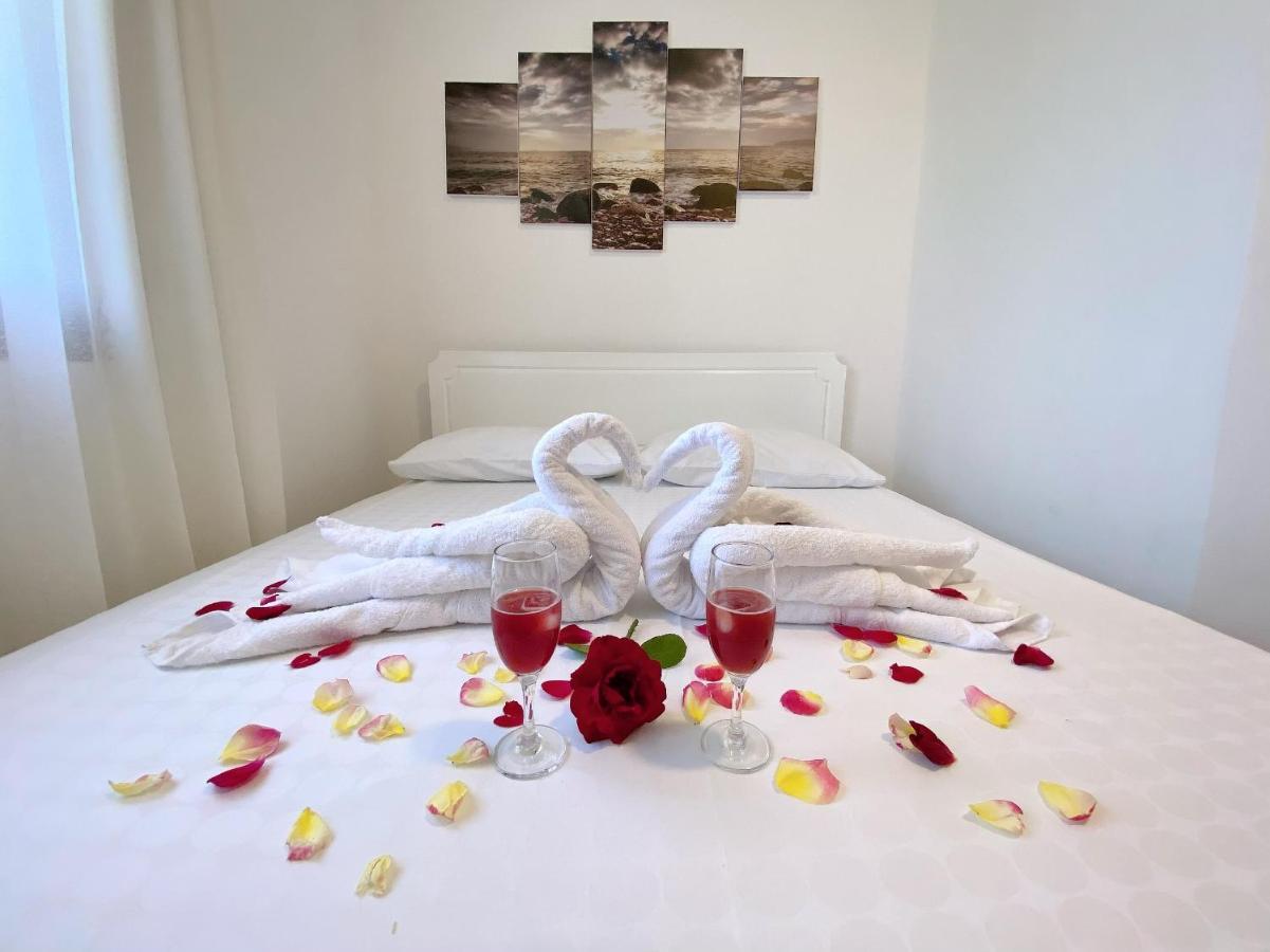Vila Arlind Hotel วญอเรอ ภายนอก รูปภาพ
